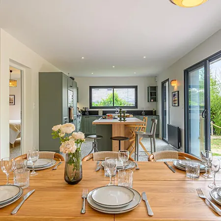 Azur By Interhome